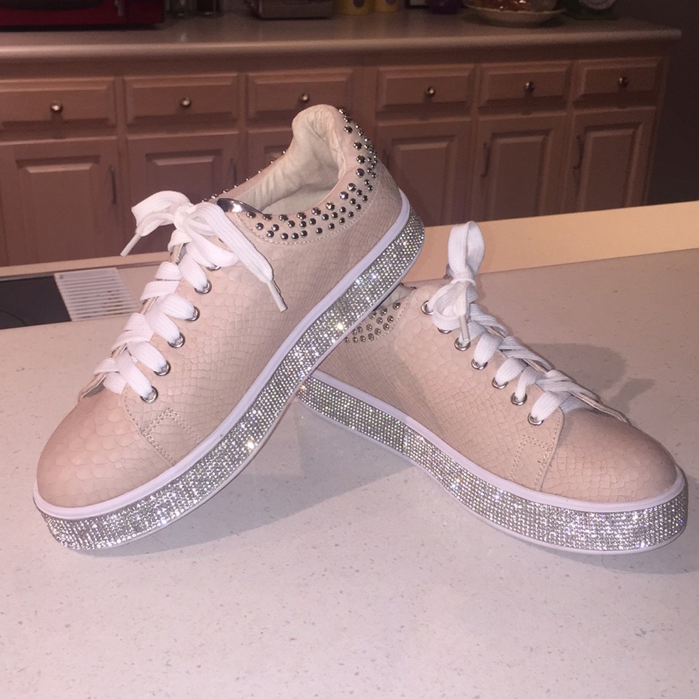 NWT Beaded, Textured, Rhinestone, Platform Kicks!